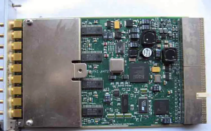 NI Pxi-4472 Δυναμικό σήμα 8 καναλιών Ac