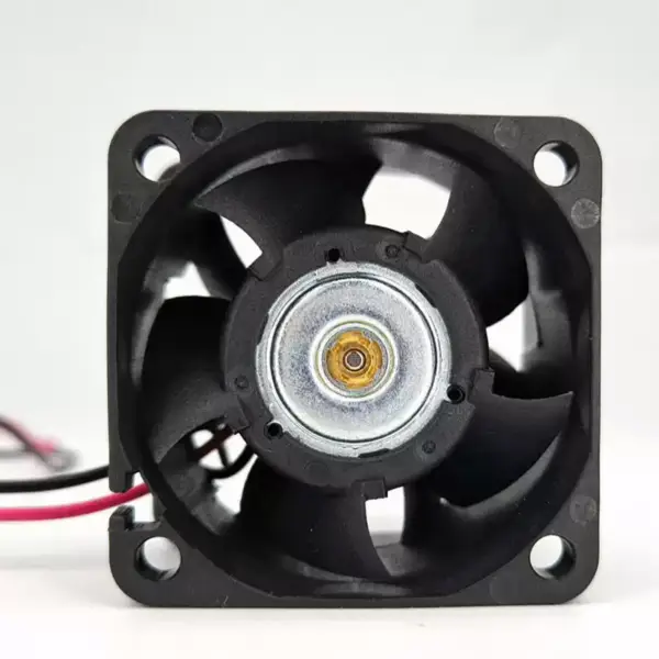 FFB0412VHN DC12V 0.24A 40*40*28mm Delta new original cooling fan