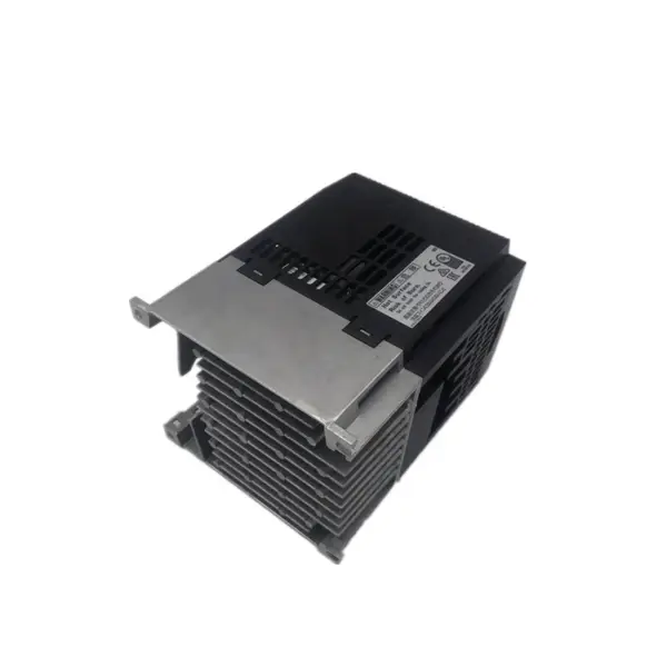 Βιομηχανικό τμήμα 3G3MX2-AB007-ZV1 Μετατροπέας Omron plc 0.75kw