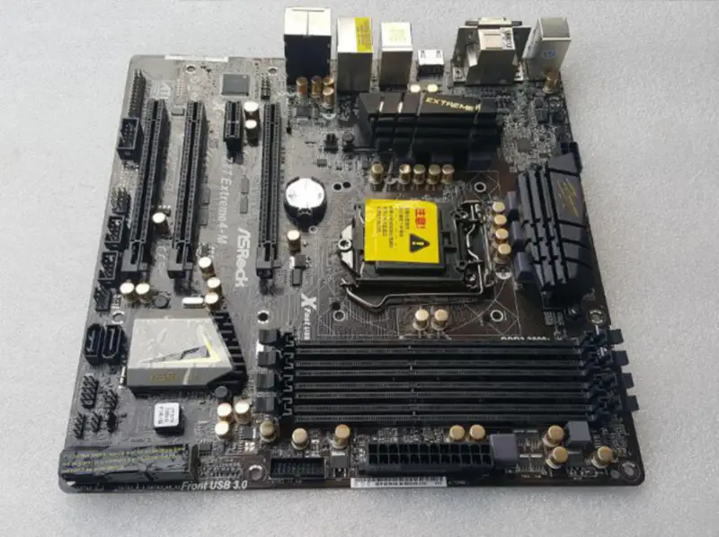 Μητρική πλακέτα ASROCK Z77 Extreme4-M Intel LGA 1155 DDR3 Z77 MATX