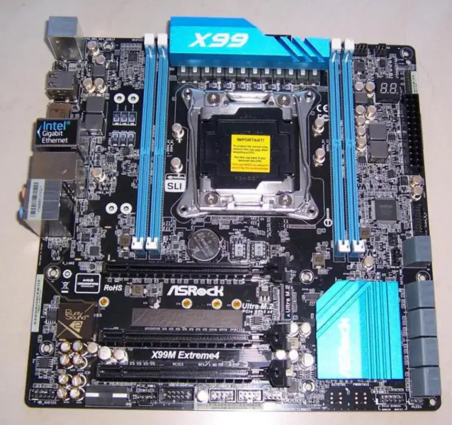 Μητρική πλακέτα ASRock X99M Extreme4