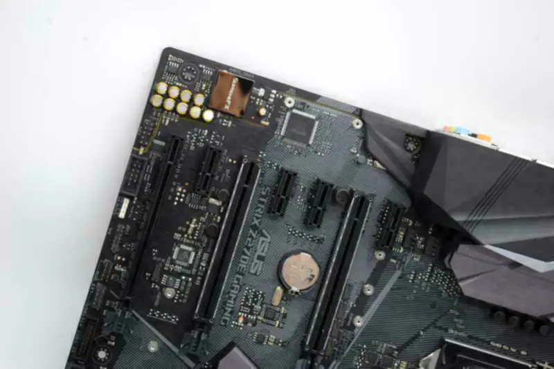Μητρική πλακέτα Asus STRIXZ270EGAMING