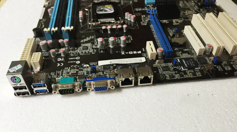 Μητρική πλακέτα Asus P9D-X