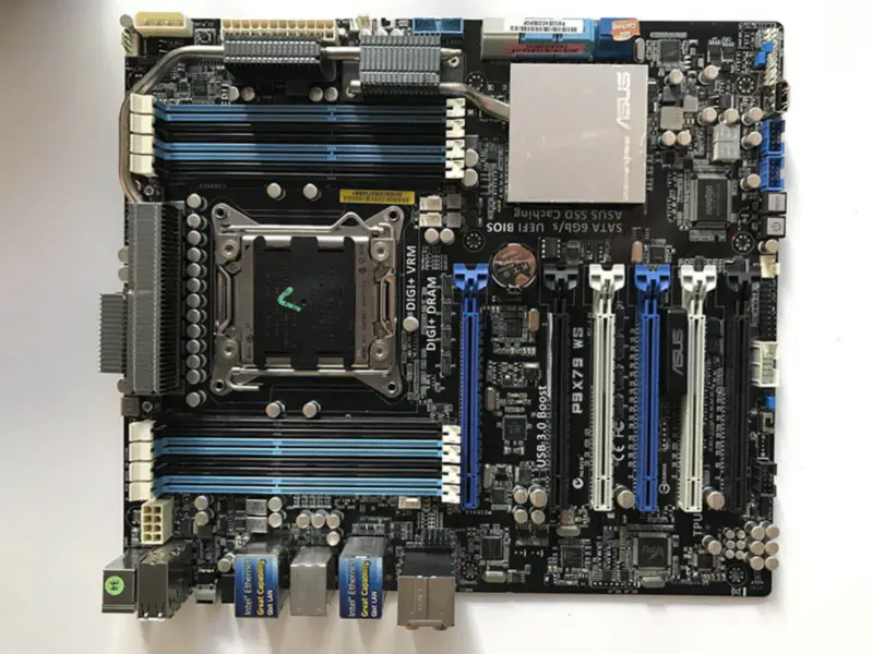 Μητρική πλακέτα Asus P9X79WS