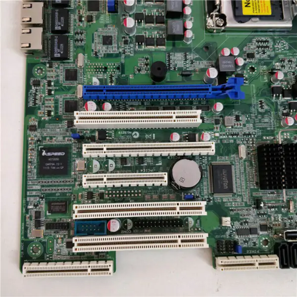 Μητρική πλακέτα Asus P8B-E/4L