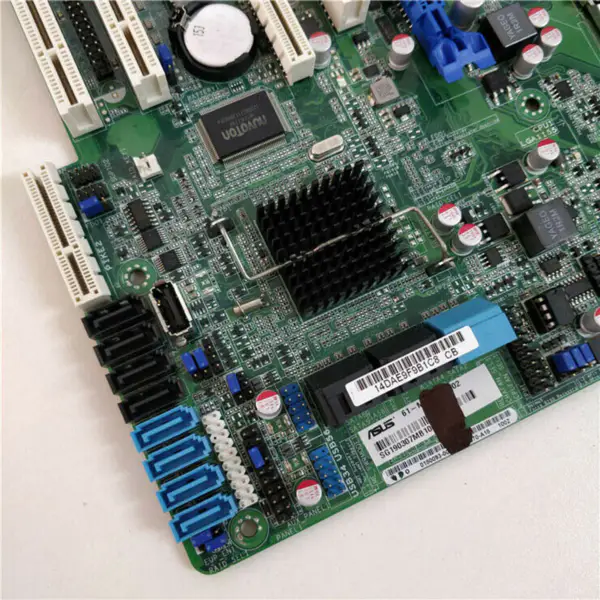 Μητρική πλακέτα Asus P8B-E/4L