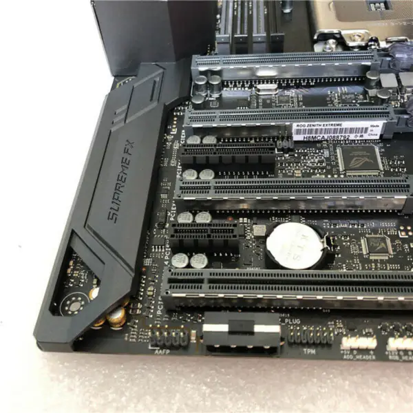 Μητρική πλακέτα Asus X399 ZENITH EXTREME