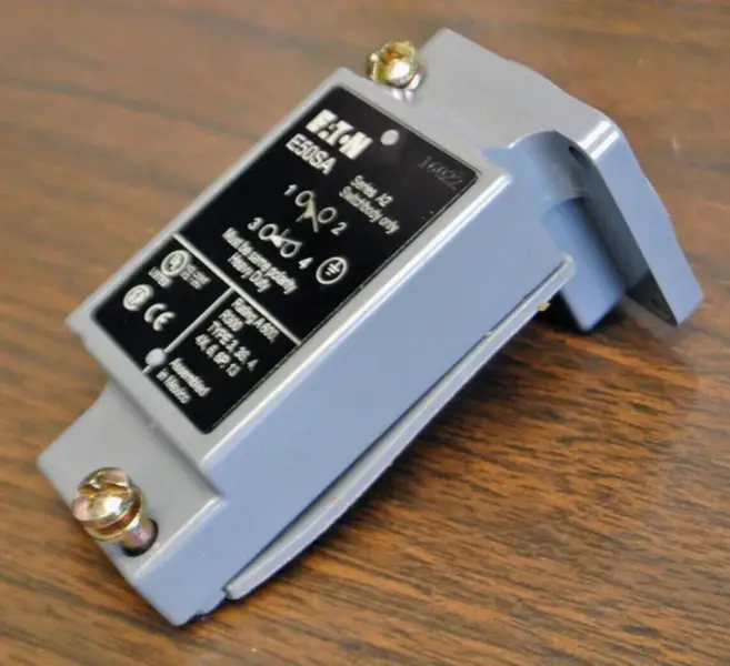 Μονάδα PLC EATON E50SA