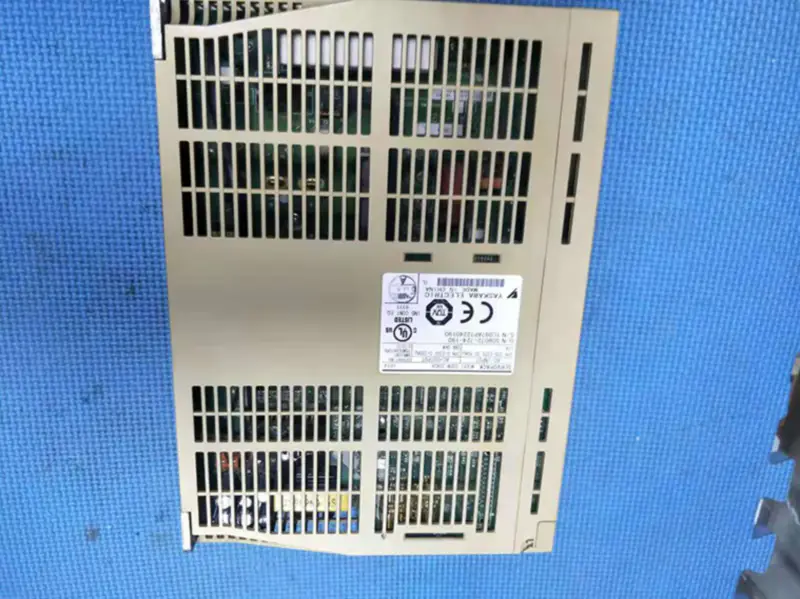 Yaskawa Servo Drive SGDM-01/02/04/08/10/15/20ADA SGDM-30ADA