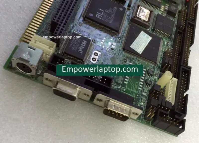 Βιομηχανική μητρική πλακέτα AXIOMTEK SBC8243