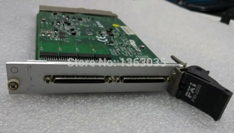 NI PXI-2205 DAQ-2205 Κάρτα DAQ 3U CPCI PXI DAQ