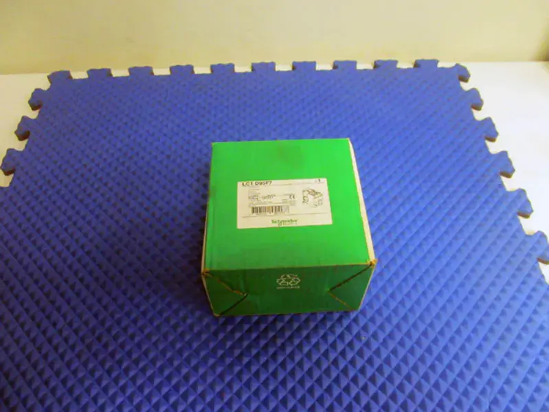 Επαφέας Schneider LC1D95F7