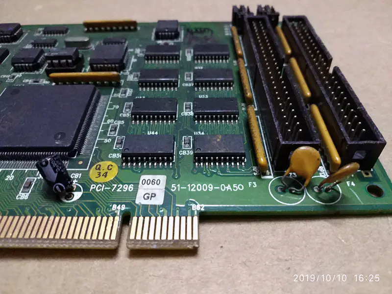 PCI-7296 51-12009-0A50 Μητρική κάρτα DAQ