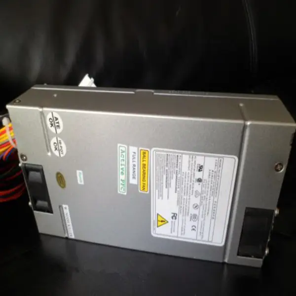 FSP AT -5V 1U P8P9 Ονομαστική ισχύς 300W Peak 450W τροφοδοτικό μεταγωγής FSP300-601U SPI3001UH