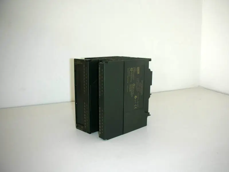 Siemens 6ES7322-1BH01-0AA0 PLC