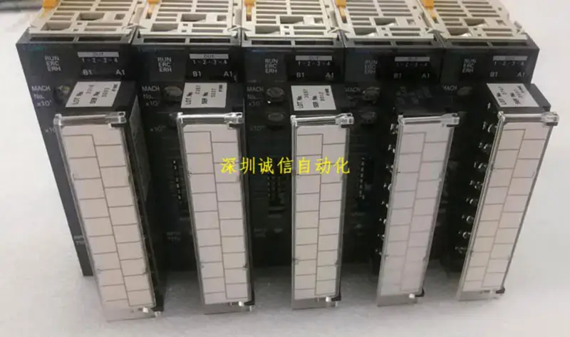 OMRON PLC σειρά CJ CJ1W-TC001