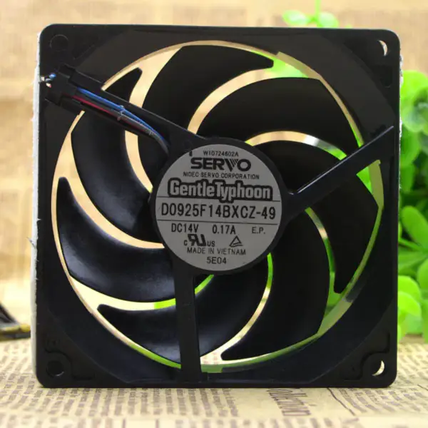 SERVO GentleTyphoon D0925F14BXCZ-49 9CM 14V 0.17A fan
