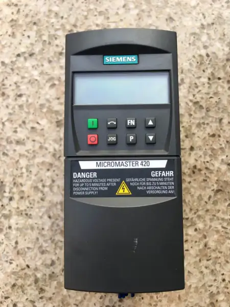 6SE6420-2UD21-5AA1 Siemens MM420 1.5kw/380v