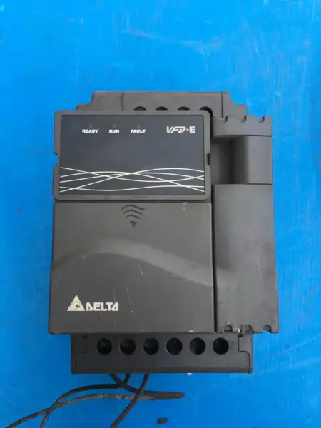 VFD022E21A Delta 2.2KW/380v