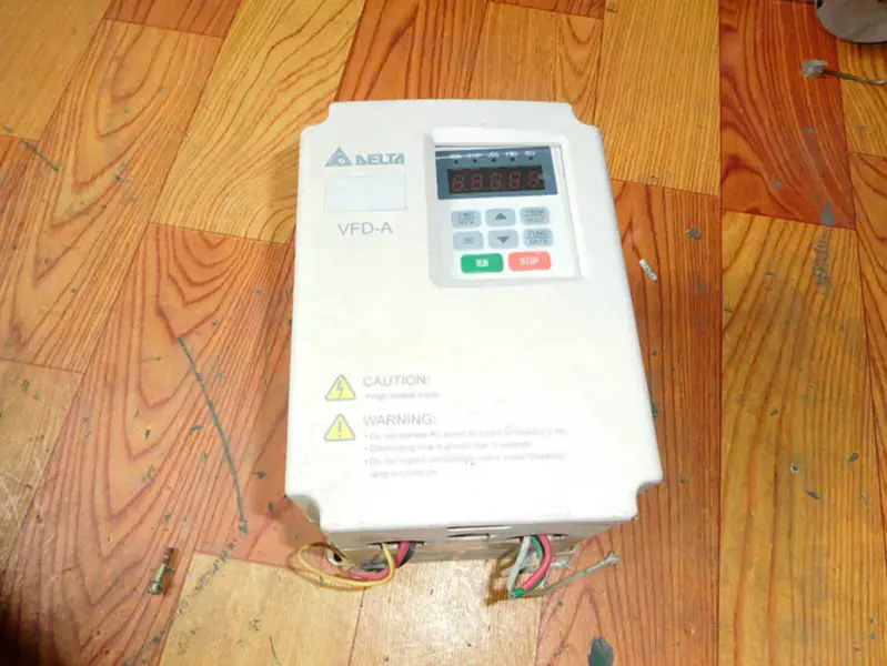 VFD007A21A 220V 0.75KW Delta