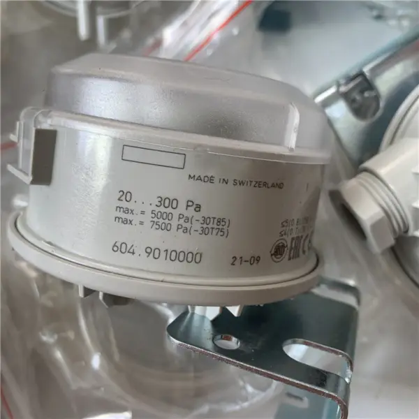 Huba Control 604.9010000 Διακόπτης διαφορικής πίεσης