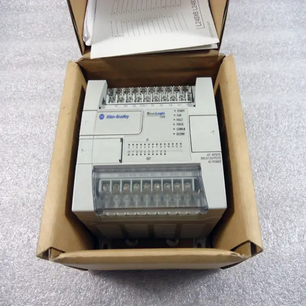 Γνήσιος νέος ελεγκτής PLC FX2N-32MR-D κατασκευασμένος στη Γερμανία