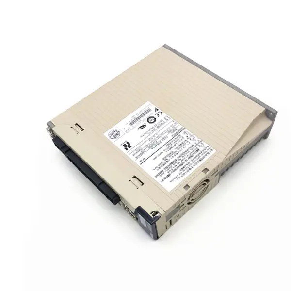 400W Yaskawa SGDV 11Type Series Ac Servo Motor Drive SGDV-2R8A11A
