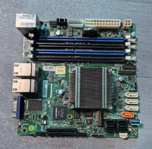Μητρική πλακέτα Supermicro A2SDi-8C-HLN4F