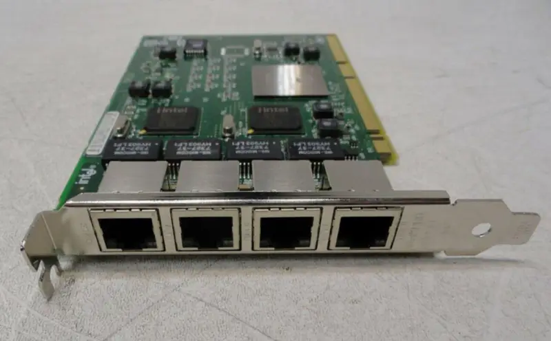Προσαρμογέας διακομιστή Intel PRO/1000 GT τεσσάρων θυρών PWLA8494GT 82546GB