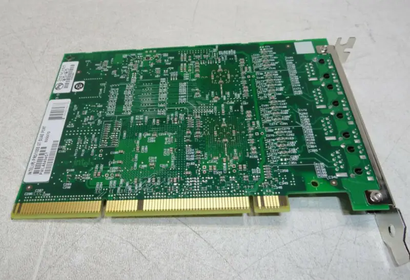 Προσαρμογέας διακομιστή Intel PRO/1000 GT τεσσάρων θυρών PWLA8494GT 82546GB