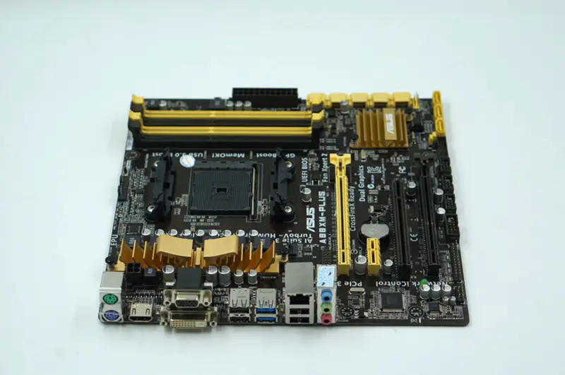 Μητρική πλακέτα Asus A88XM-PLUS DDR3 32G M-ATX