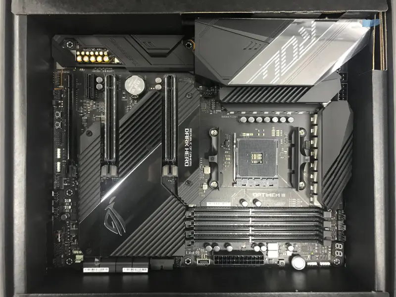 Μητρική πλακέτα Asus Crosshair VIII Dark Hero C8DH