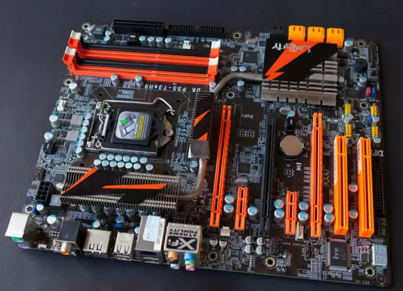 Μητρική πλακέτα DFI LanParty DK P55-T3eH6