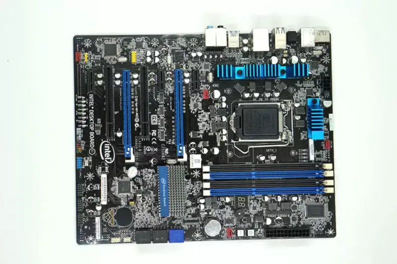 Βιομηχανική μητρική πλακέτα Intel DP67BG LGA 1155 DDR3