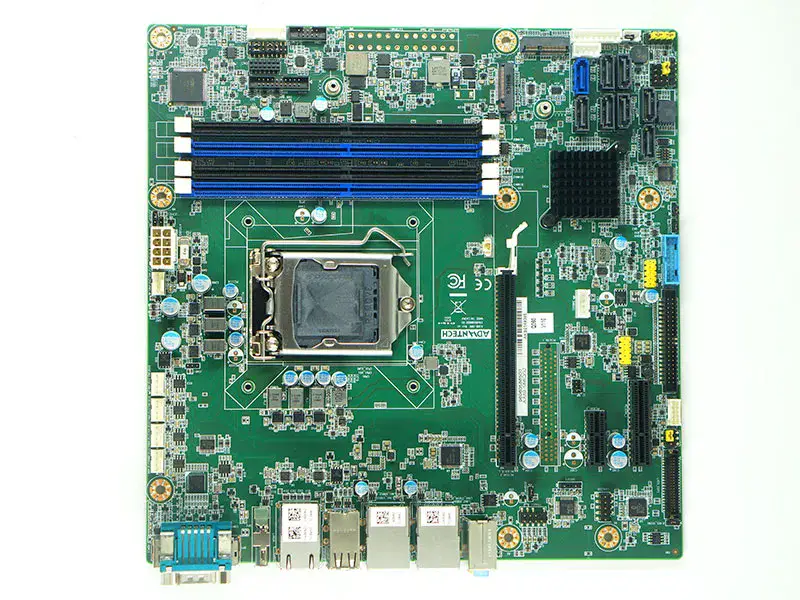 Μητρική πλακέτα Advantech AIMB-586