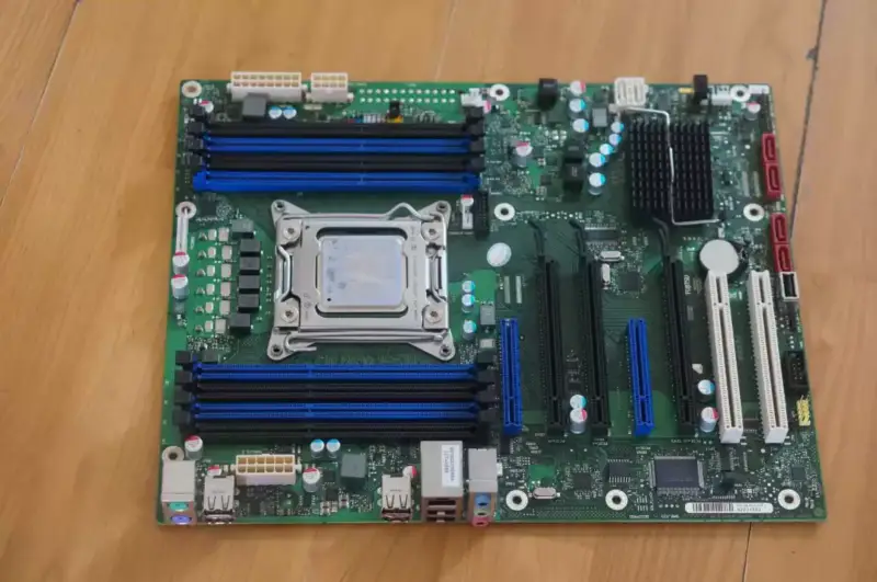 Μητρική πλακέτα Fujitsu D3128-A15 GS1 W26361-W2642-X-06