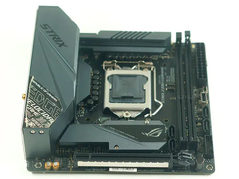 Μητρική πλακέτα Asus ROG STRIX Z390-I GAMING