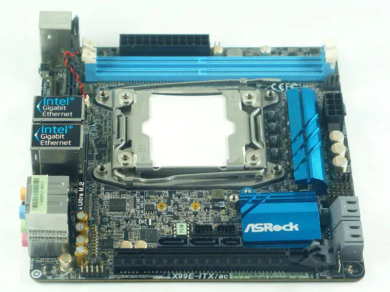 Η μητρική πλακέτα ASRock X99E-ITX/ac υποστηρίζει μνήμη RAM διακομιστή E5V3 E5V4