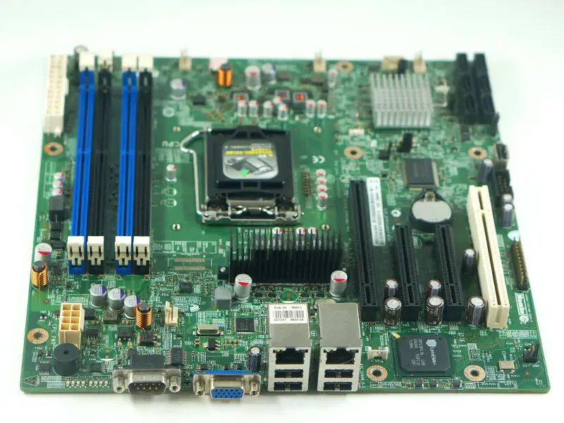 Μητρική πλακέτα Intel S1200BTS
