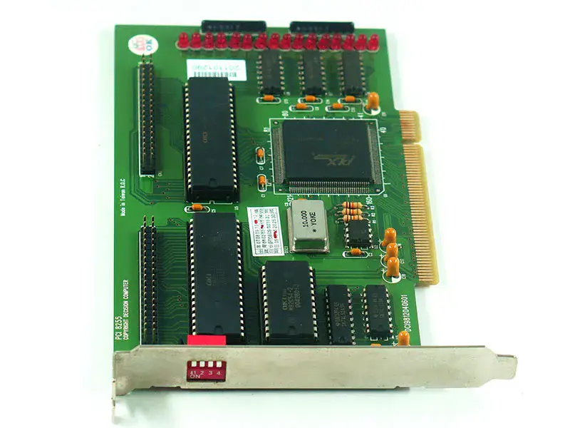 Κάρτα DAQ NI PCI-8255