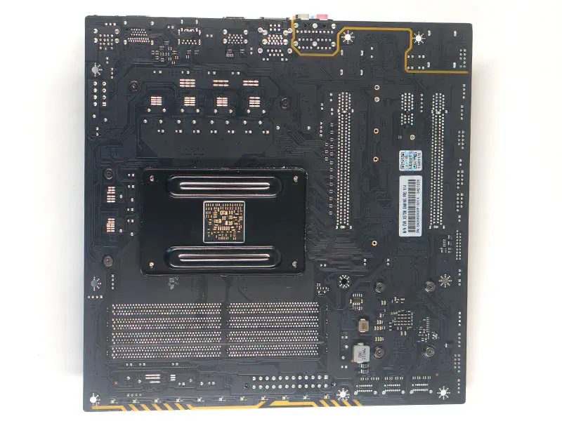 Πολύχρωμη μητρική κάρτα CVN X570M GAMING PRO V14