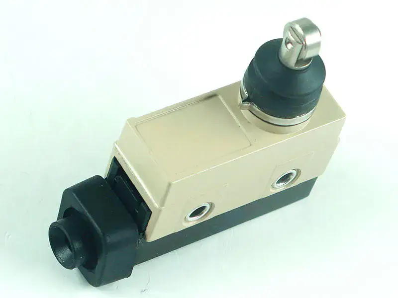 Διακόπτης Omron ZC-N2155