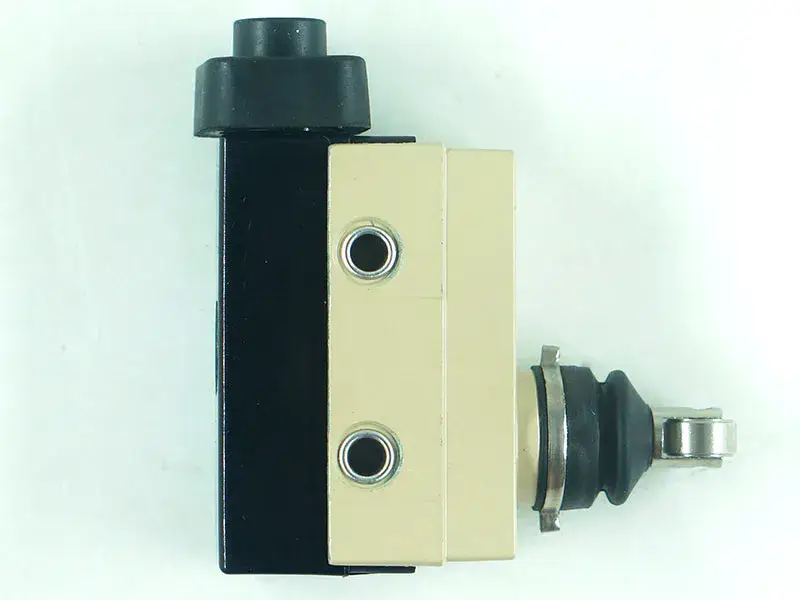 Διακόπτης Omron ZC-N2155