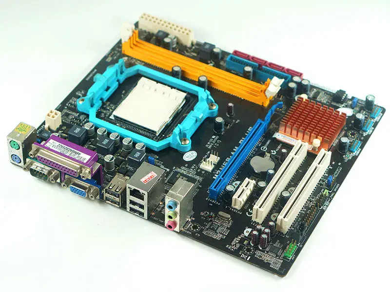 Μητρική πλακέτα Asus M2N68-AM PLUS AM2/AM2+ uATX