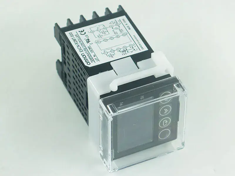 Θερμοστάτης OMRON E5CN-R2MT-500