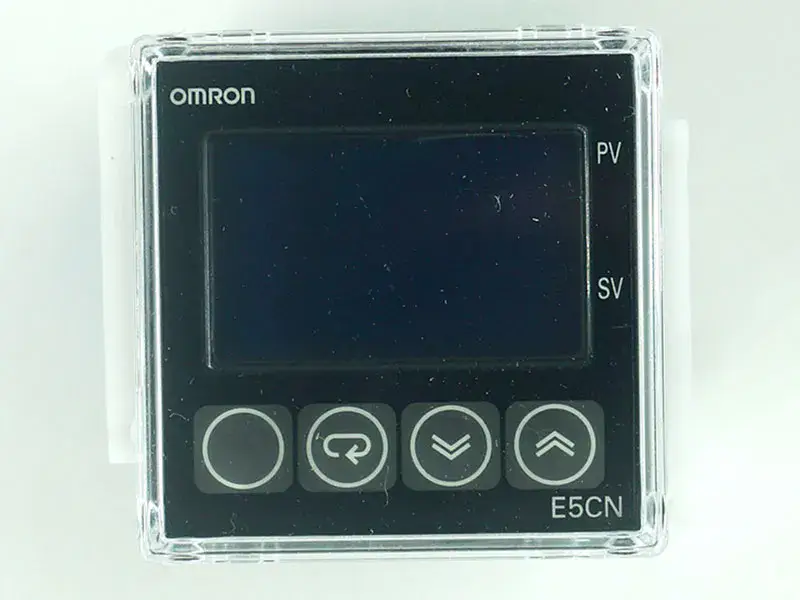 Θερμοστάτης OMRON E5CN-R2MT-500