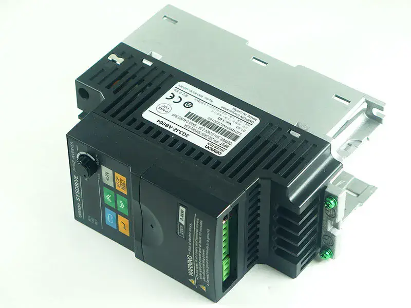 Ενότητα PLC της Omron 3G3JZ-AB004