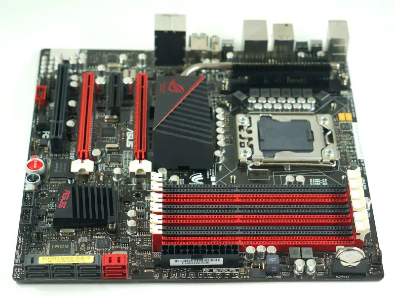 Μητρική πλακέτα Asus Rampage III GENE