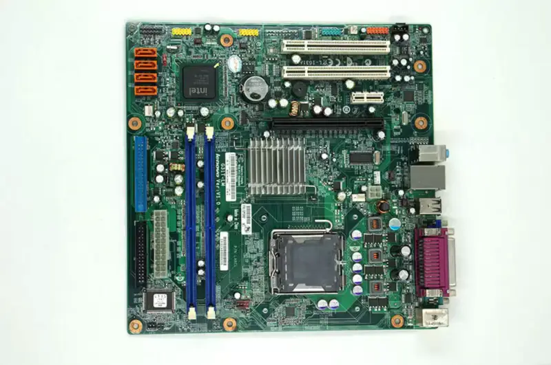 Μητρική πλακέτα Lenovo G31T-LM V1.0 T4900V M6900 45C2882 53Y3282