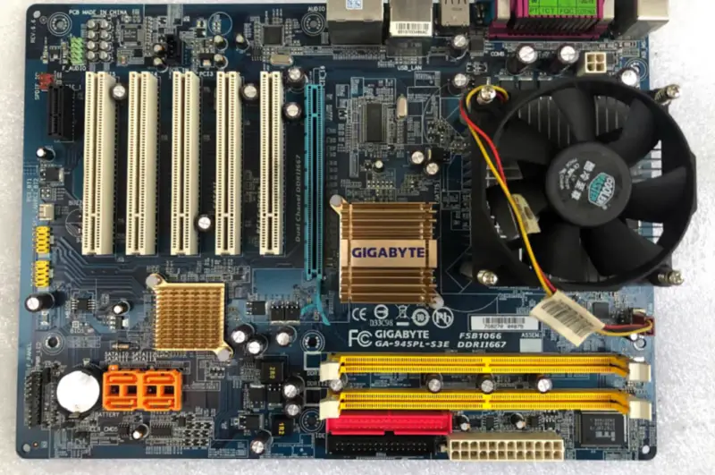 Μητρική πλακέτα Gigabyte GA-945PL-S3E